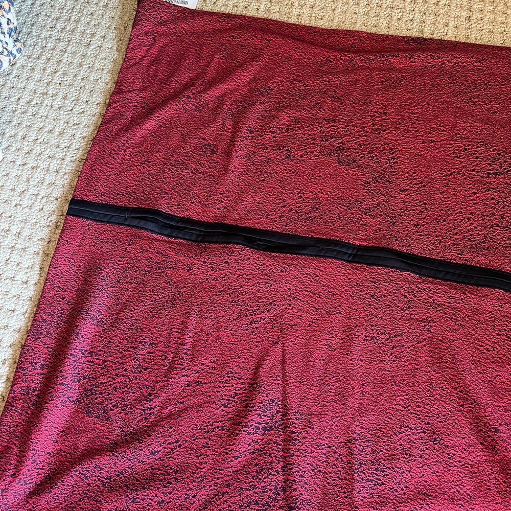 NWT Lululemon Vinyasa Wrap in Running Luon Spray Jacquard True Red Black - Picture 8 of 13